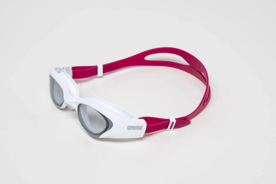 Arena | Die eine Frau | Rauch/Weiß/Lila