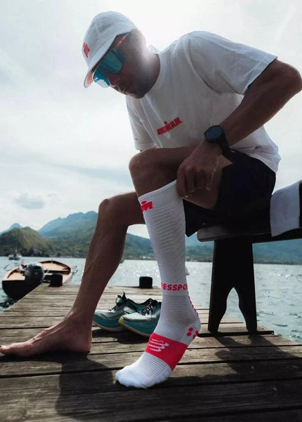 Compressport | Full Socks Recovery 2.0 | IRONMAN 2026 | White / Neon Red