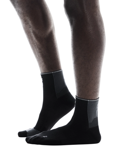 ON | Performance Run Sock Mid | Black / Eclipse