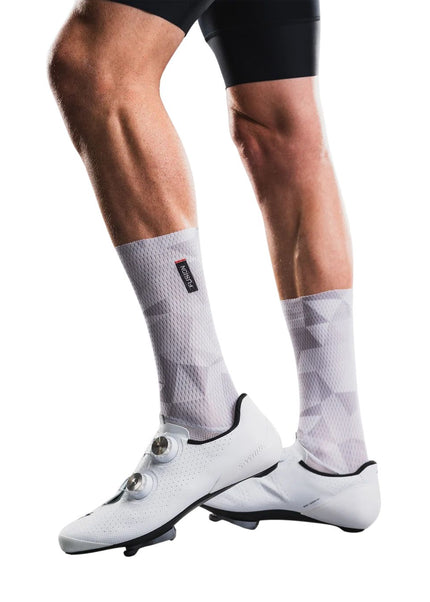 FUSION | TEMPO Aero Sock | Unisex | White / Grey