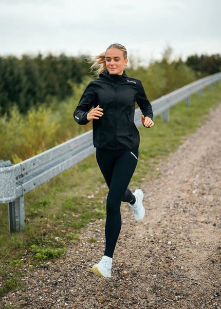 FUSION | TEMPO TWO Run Jacket | Dames | Black