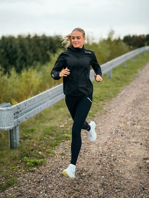 FUSION | TEMPO TWO Run Jacket | Dames | Black