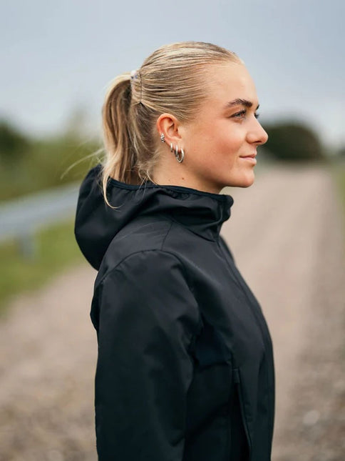 FUSION | TEMPO TWO Run Jacket | Dames | Black