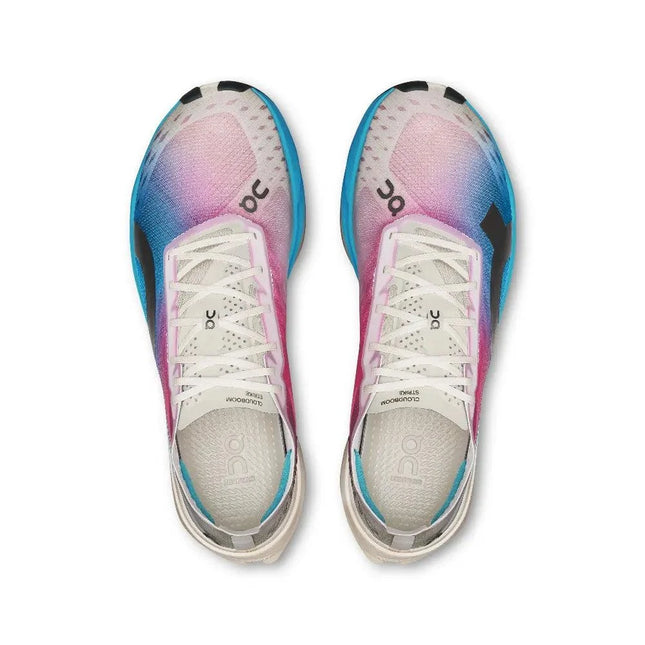 ON | Cloudboom Strike | Men | White / Horizon