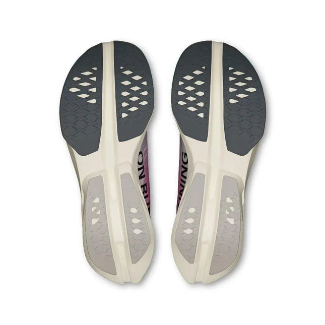 ON | Cloudboom Strike | Men | White / Horizon