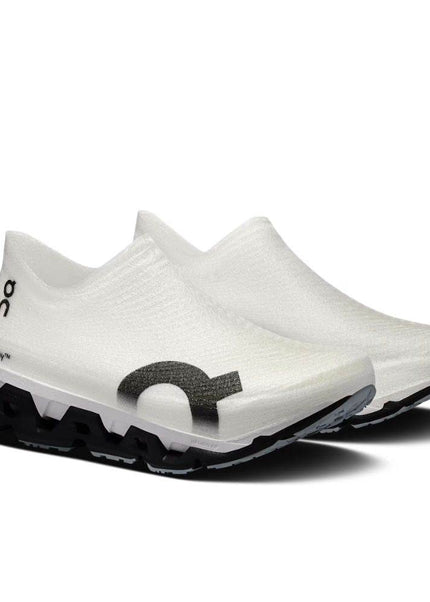 ON | Cloudmonster 3 Hyper Lightspray | Unisex | Black / Apollo