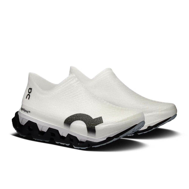 ON | Cloudmonster 3 Hyper Lightspray | Unisex | Black / Apollo