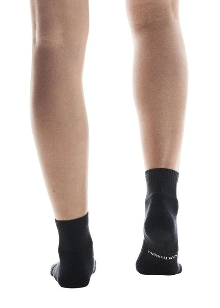 ON | Core Run Sock Mid | 2-Pack | Black