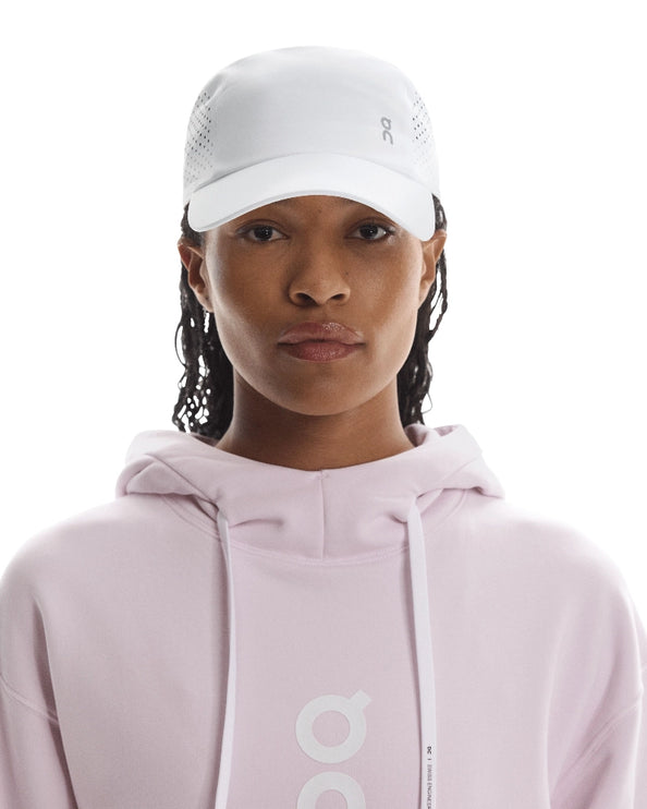 ON | Lightweight Cap | White