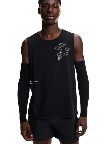 ON | Performance Arm Sleeves | Black / Black