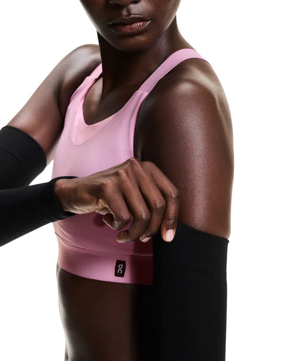 ON | Performance Arm Sleeves | Black / Black
