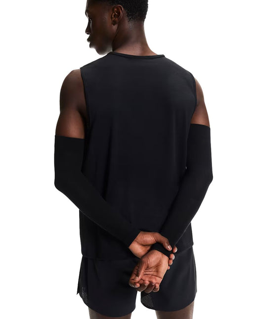 ON | Performance Arm Sleeves | Black / Black