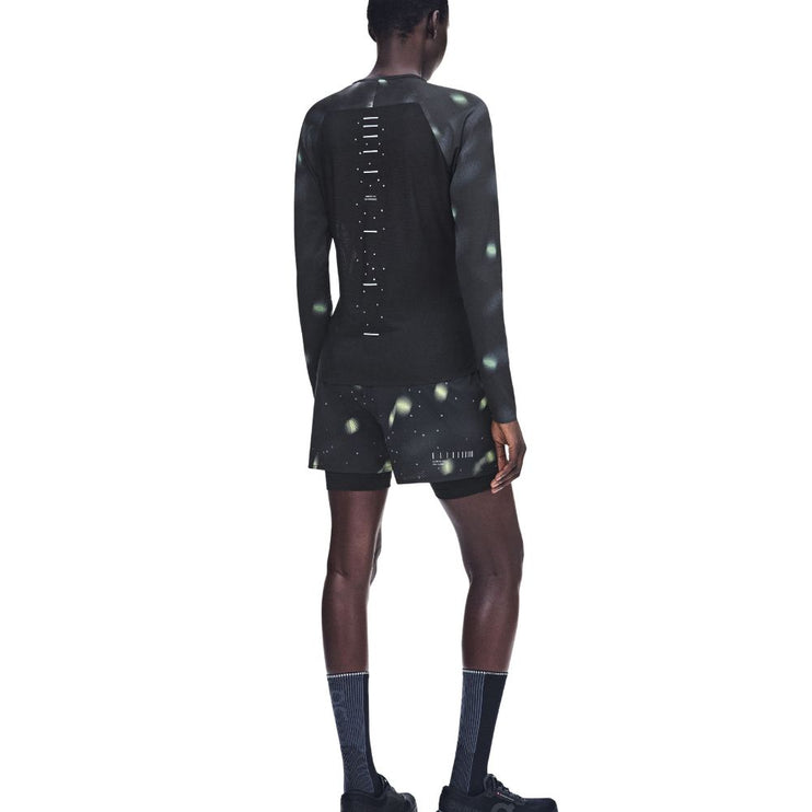 ON | Performance Long T-Shirt | Lumos Black | Dames