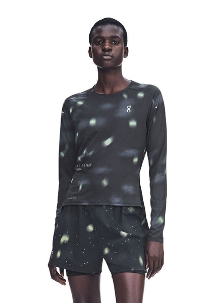 ON | Performance Long T-Shirt | Lumos Black | Dames