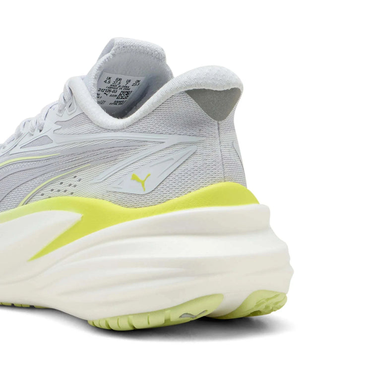 Puma | MagMax Nitro 2 | Dames | Silver / Apple