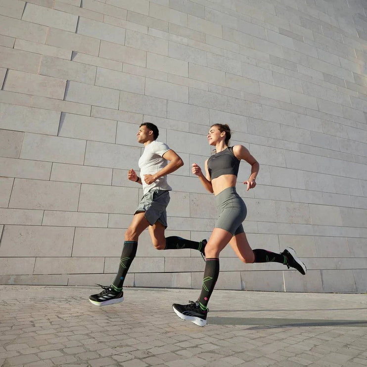 STOX | Running Compression Socks | Ladies | Charcoal / Fuchsia