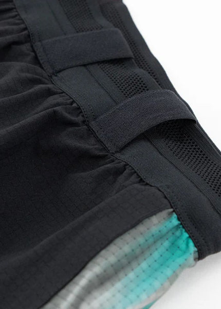 TRI-FIT | APEX26 Run Shorts | Men's | Black / Green