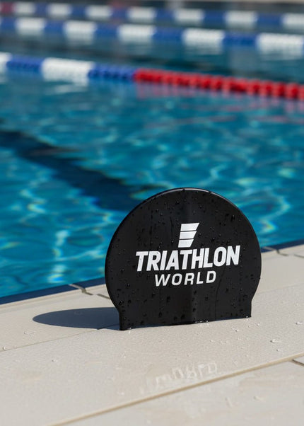 TriathlonWorld | Klassische Silikon-Badekappe | Schwarz / Weiß