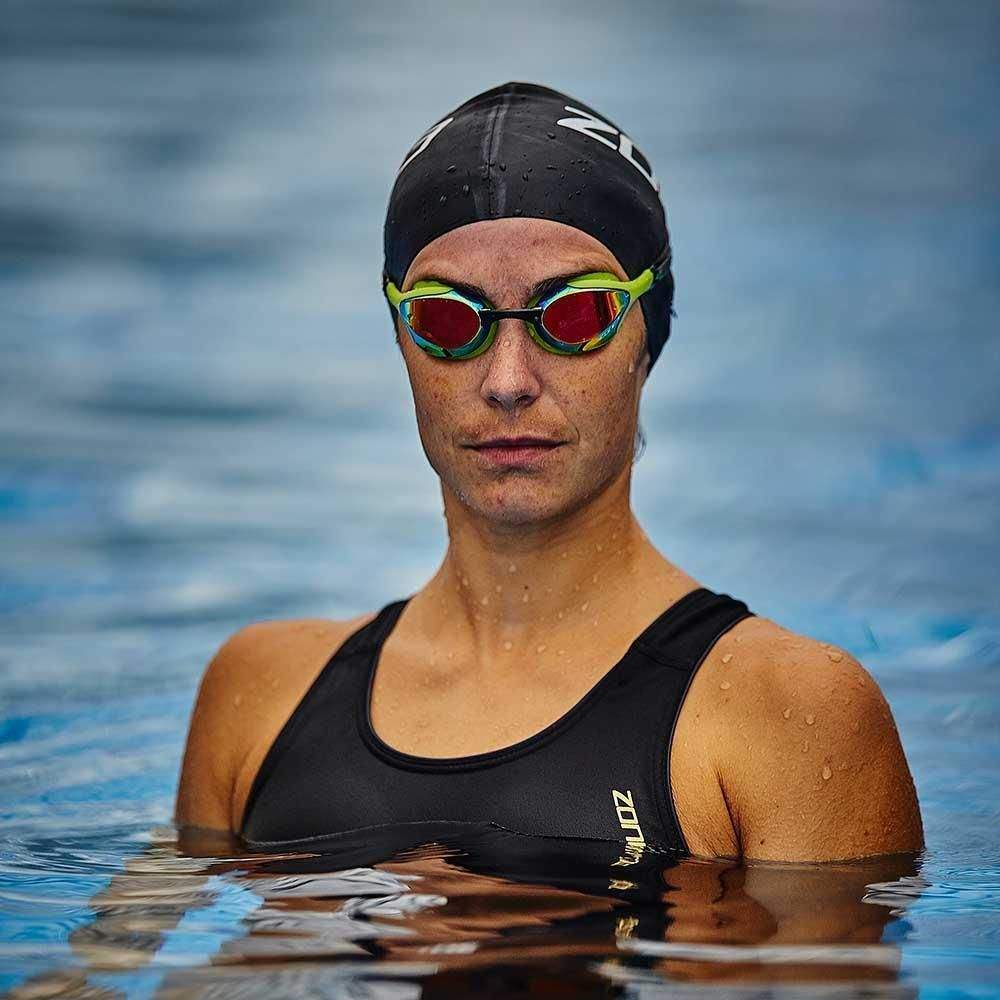 Swimming pool goggles clearance