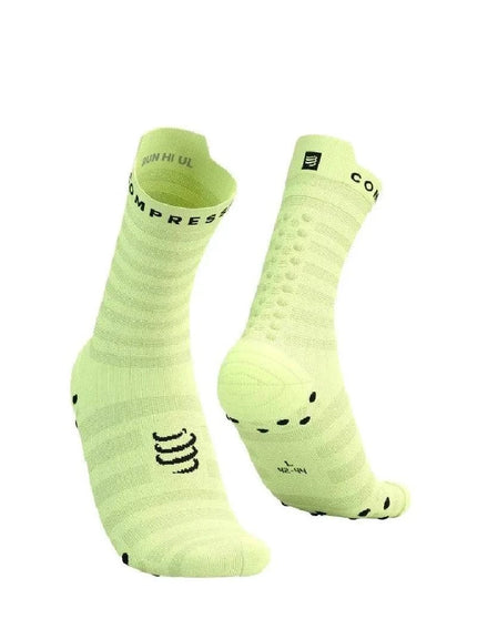 Compressport | Pro Racing Socks V4 | Ultralight | Run High | Shadow Lime / Black