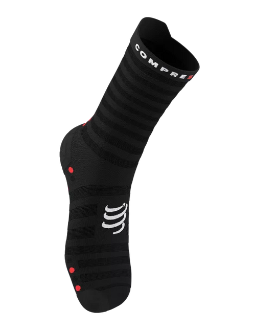 Compressport | Pro Racing Socken V4 | Ultralight | Run High | Schwarz / Rot