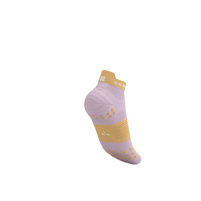 Compressport | Pro Racing Socken V4 | Run Low | Roseate / Buff Orange
