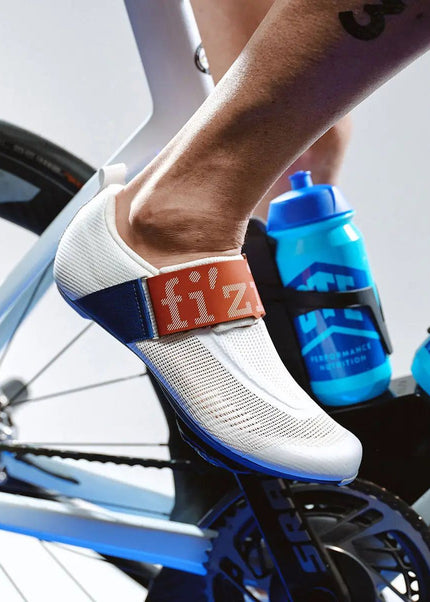 Fizik | Transiro Hydra Aeroweave | Carbon | Triathlonschoen | White / Red-Blue Fizik